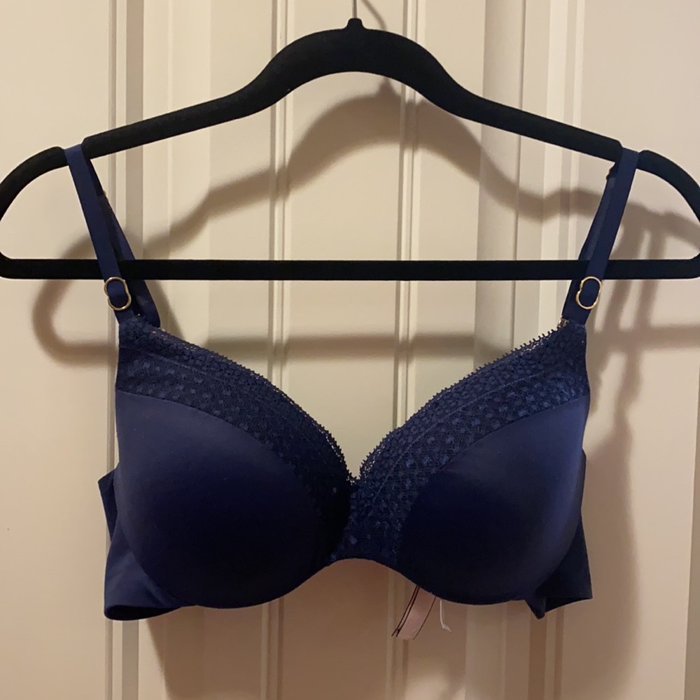 Victoria’s Secret push-up bra navy blue